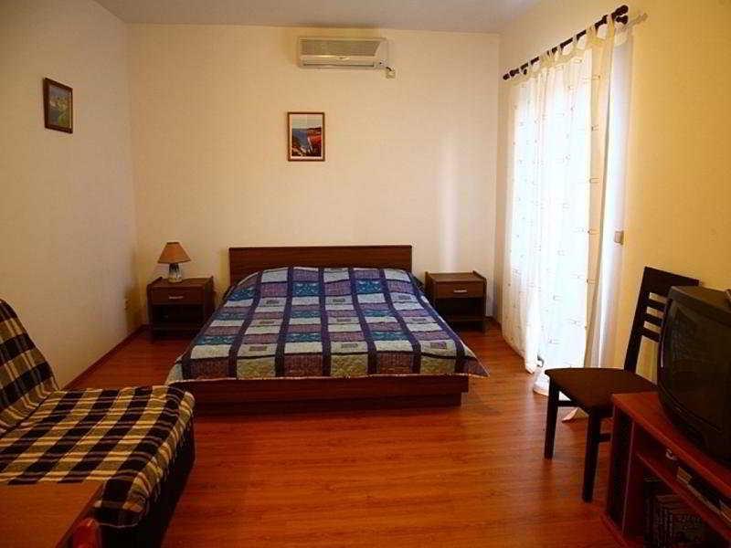 Apartmani Dub ซัฟทัท ภายนอก รูปภาพ